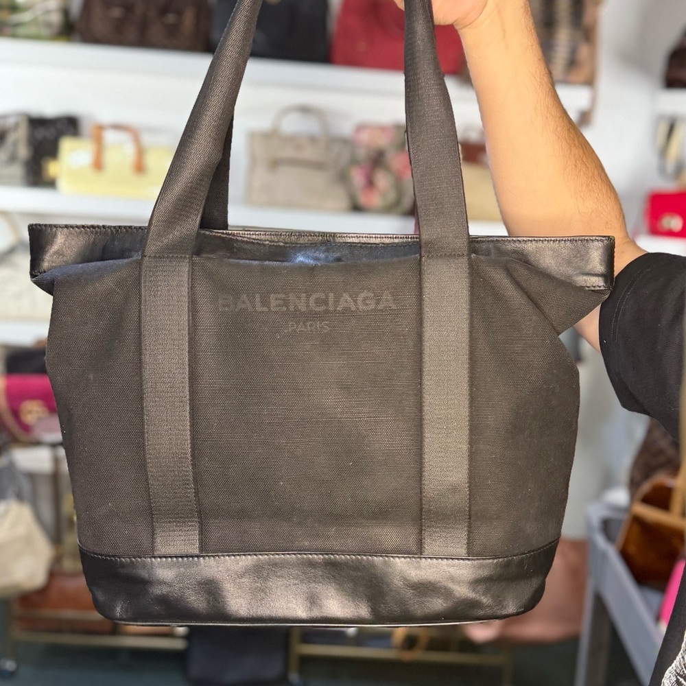 BALENCIAGA TOTE